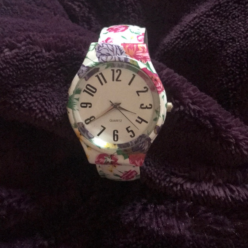 Fashionable Summer Watch!